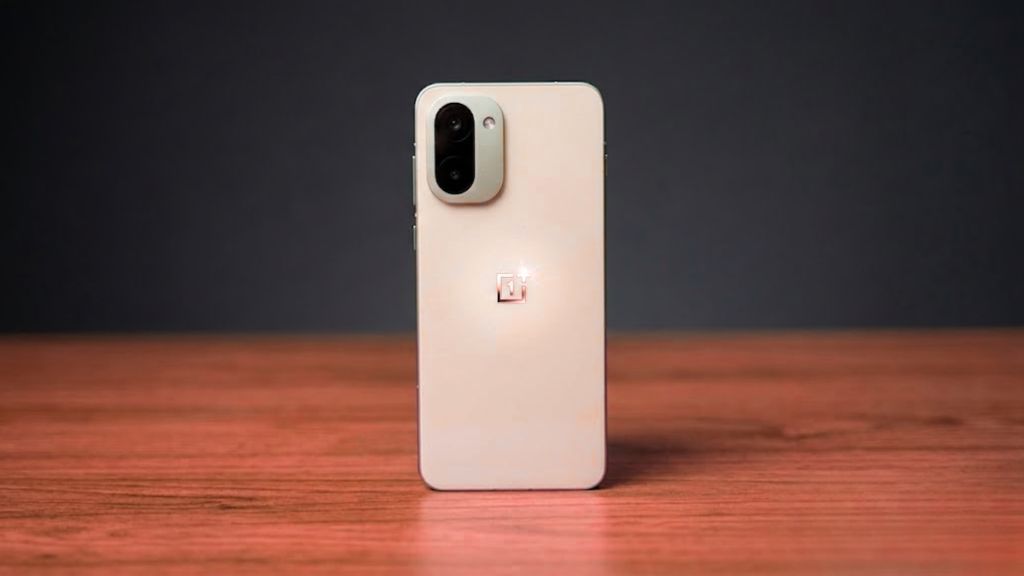 OnePlus 15R Delivers